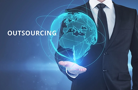 5 advantages of outsourcing your it development 1 codolis blog